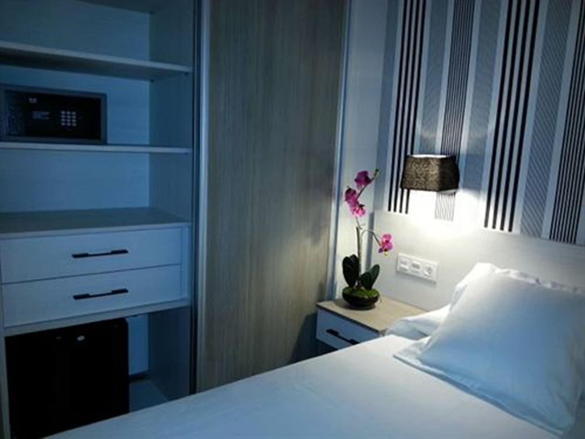 New Hotel Colon Матаро Екстер'єр фото
