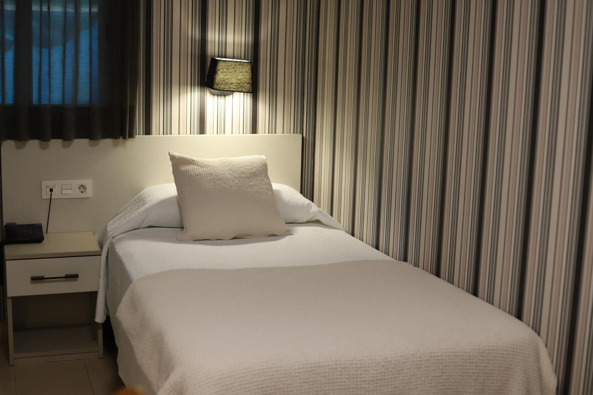 New Hotel Colon Матаро Екстер'єр фото