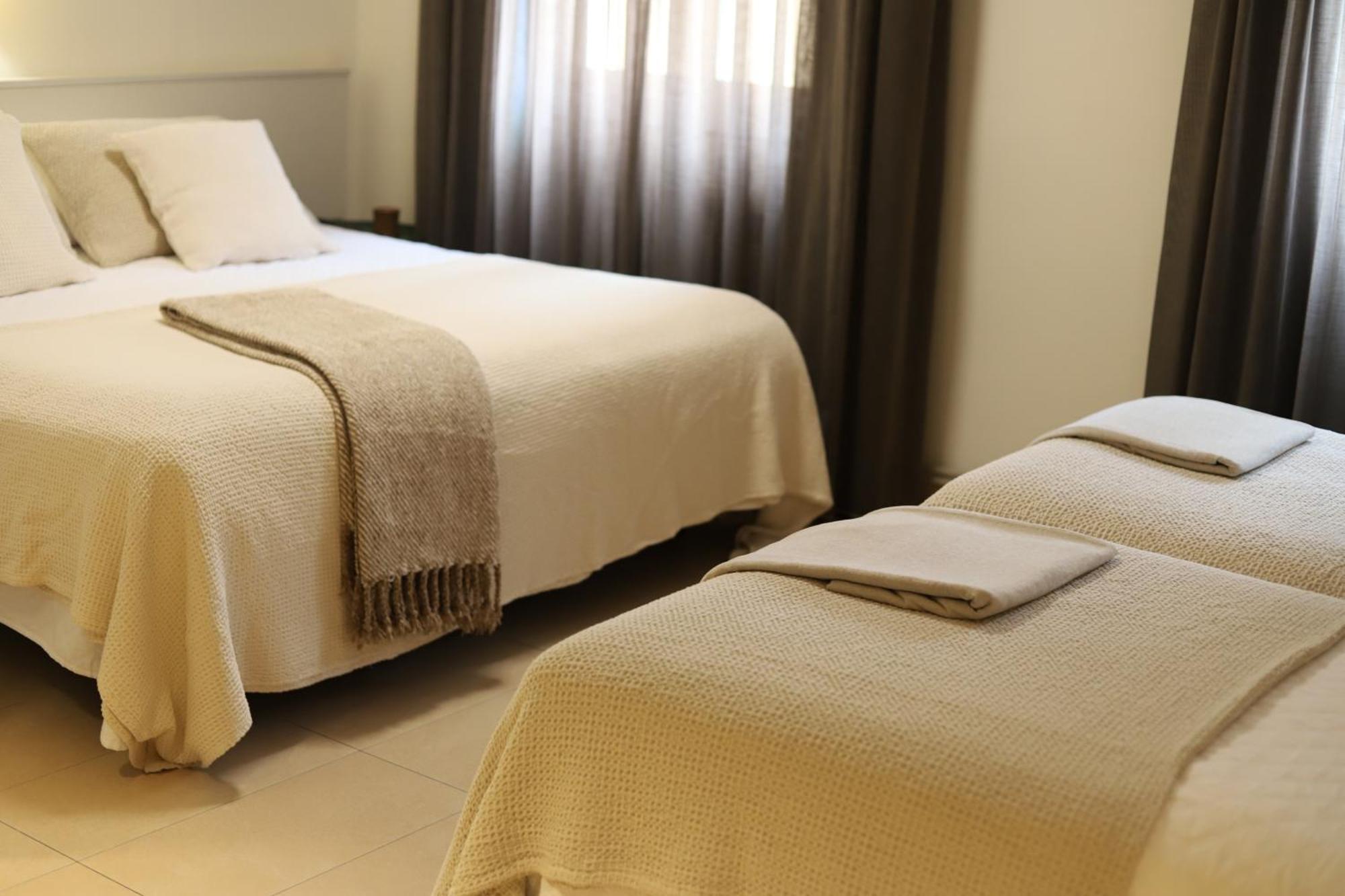 New Hotel Colon Матаро Номер фото